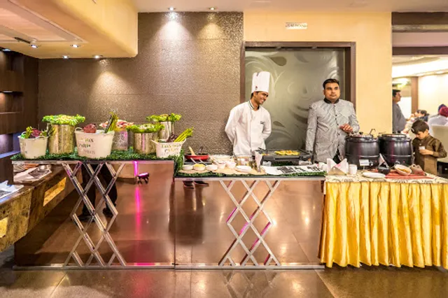 Pulse Buffet Restaurant & Bar