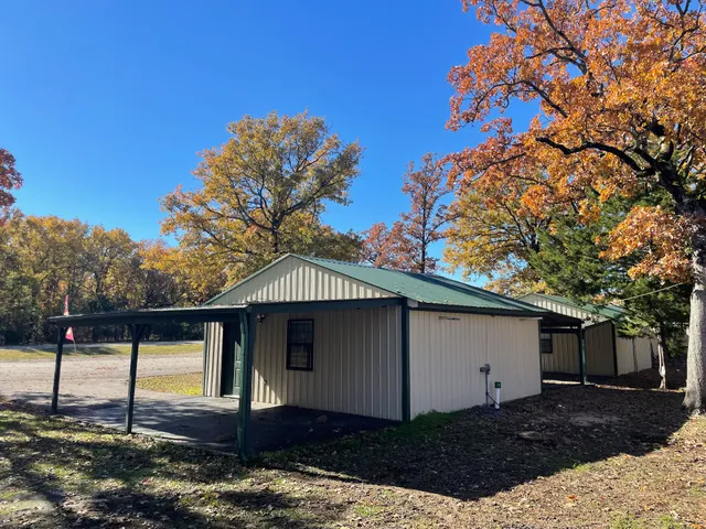 Scenic 515 Cabins on Lake Fork