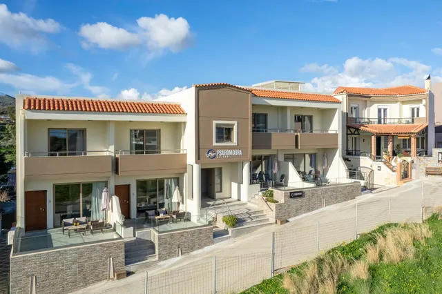 Psaromoura Residence