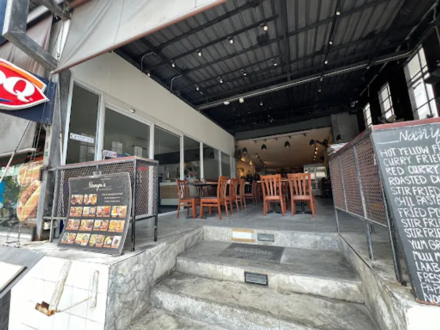 Nanya’s bar & restaurant