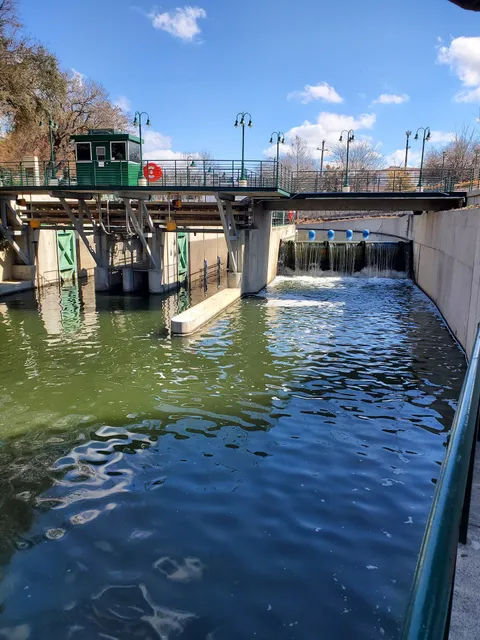 San Antonio River Lock & Dam