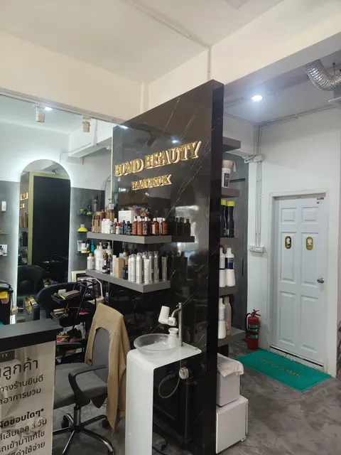 Bond Beauty Bangkok salon