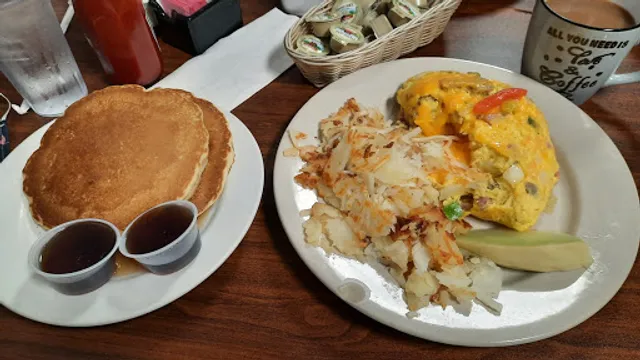 Auburn Garrett House Of Pancakes