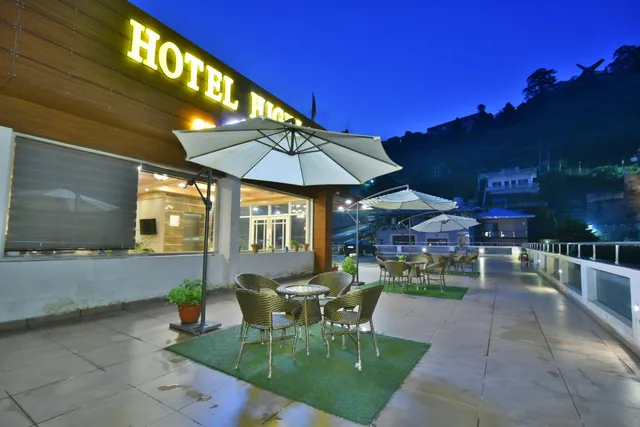 Hotel Highland by DLS Hotels