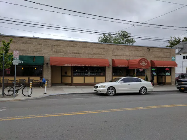 Munjed's Middle Eastern & Greek Restaurant