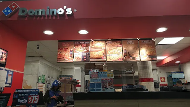 Domino's Simón Bolívar