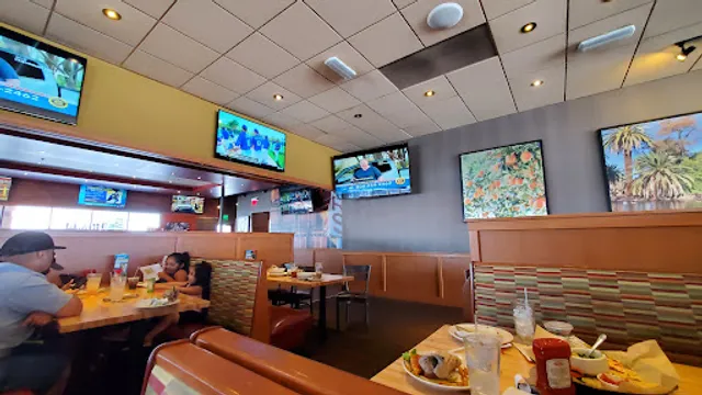 Applebee's Grill + Bar
