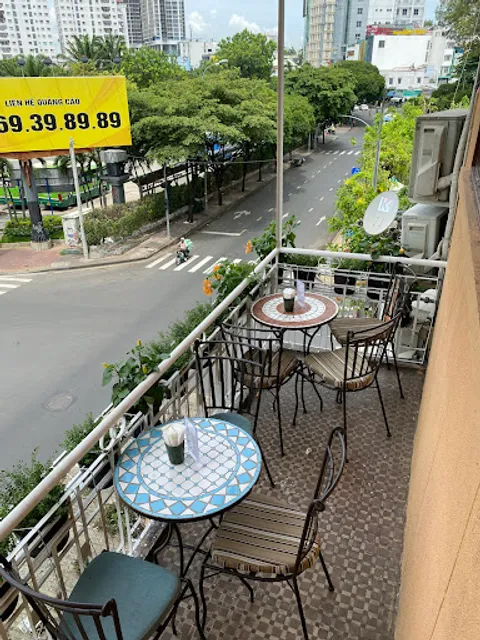 Little HaNoi Egg Coffee