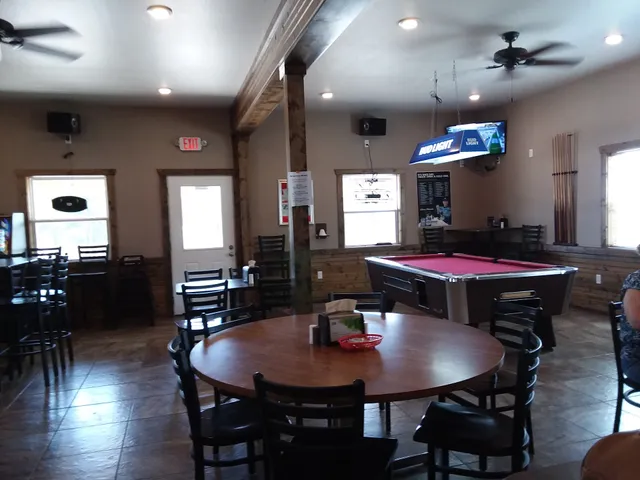 Deon's Otterville Inn