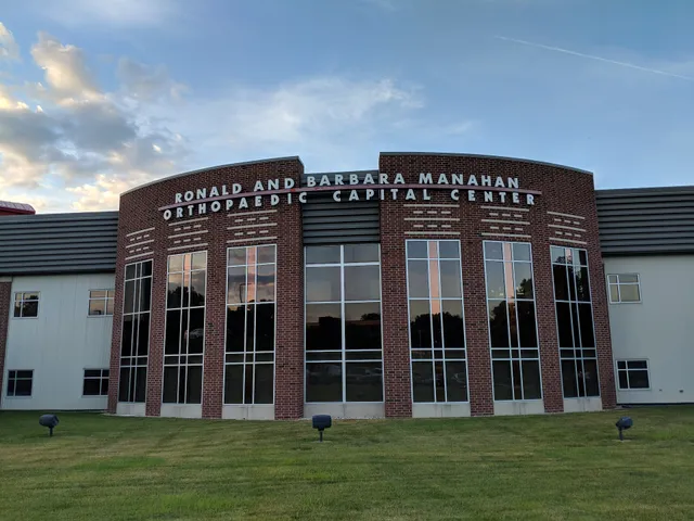 Manahan Orthopaedic Capital Center