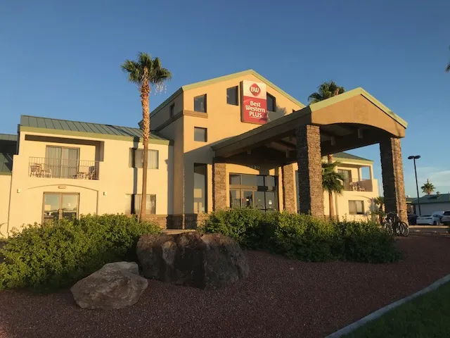 Best Western Plus King's Inn & Suites
