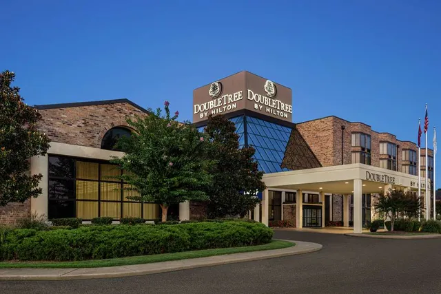 DoubleTree by Hilton Hotel Jackson