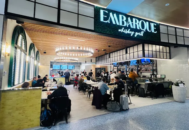 Embarqué Whiskey Grill