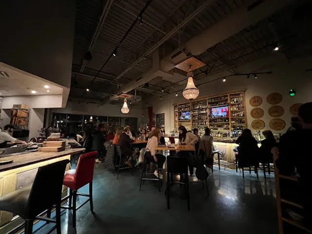 GIA: Drink.Eat.Listen