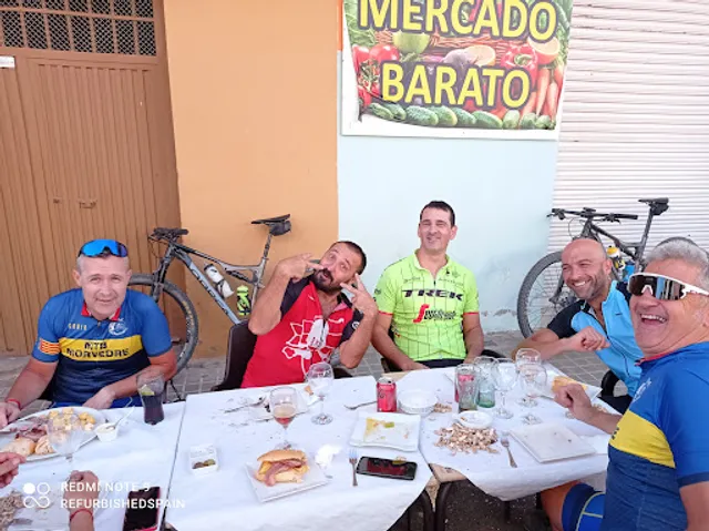 La Vidrieria Art Bar