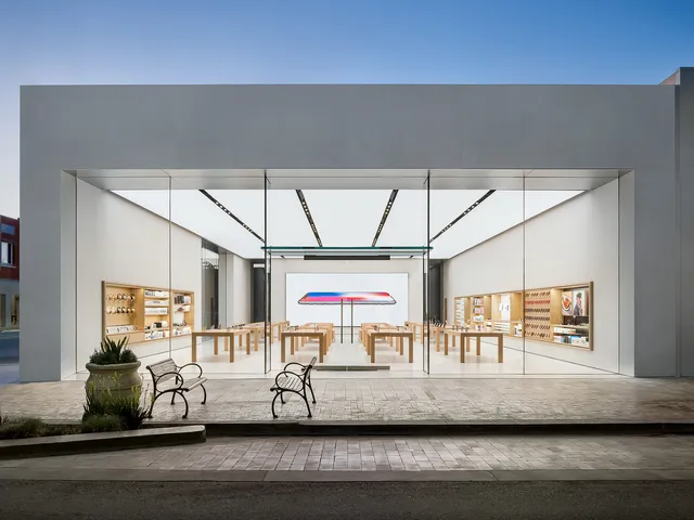 Apple Burlingame