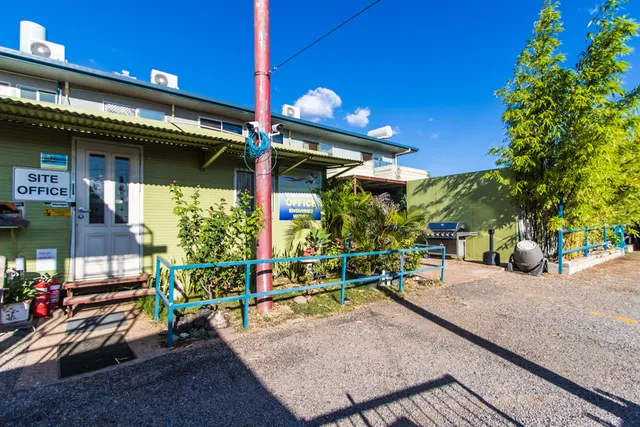 Mick's Accommodation Club