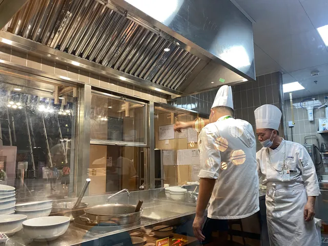 翡翠拉面小笼包