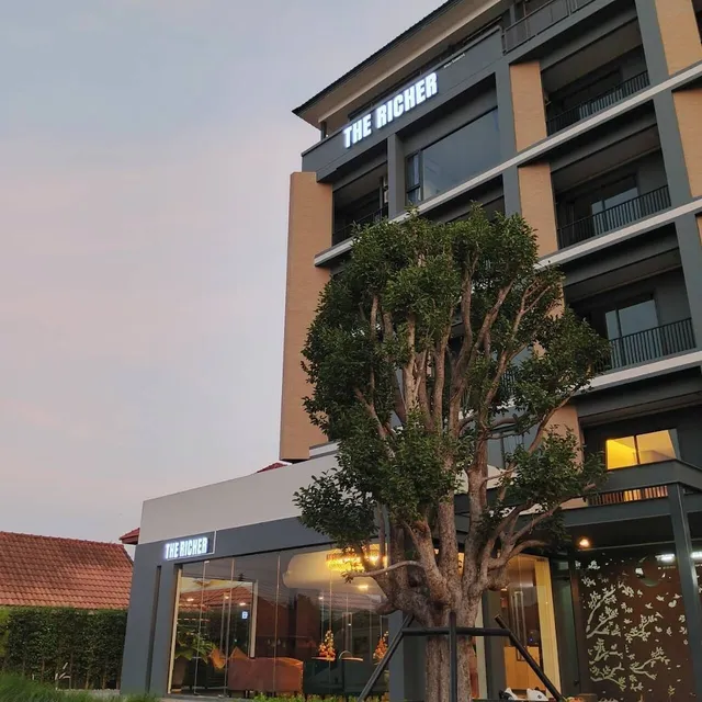 เดอะ ริชเชอร์ (The Richer)