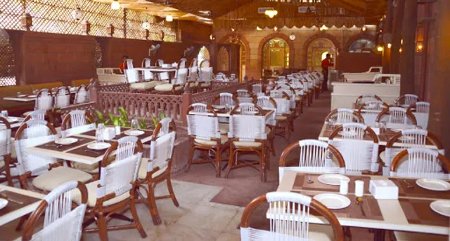 Sarangi Family Restaurant & Bar Since 1987