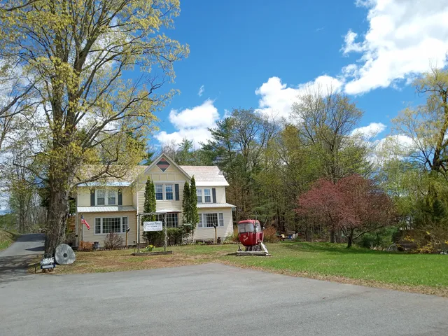 Goose Pond Inn B & B