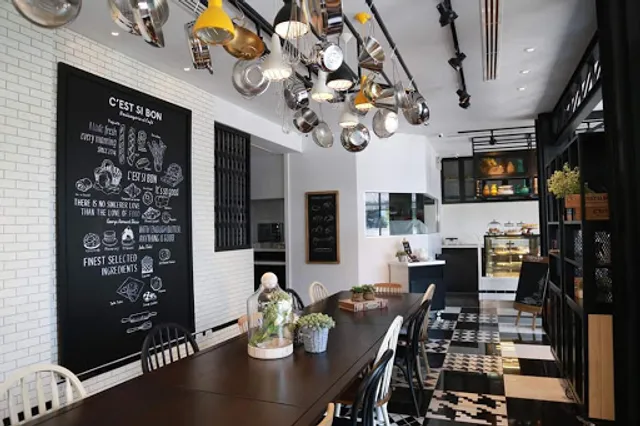 ร้านเซซิบง C'est Si Bon