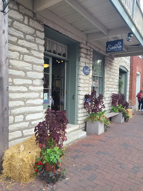 Siostra Polish Pottery & Gifts