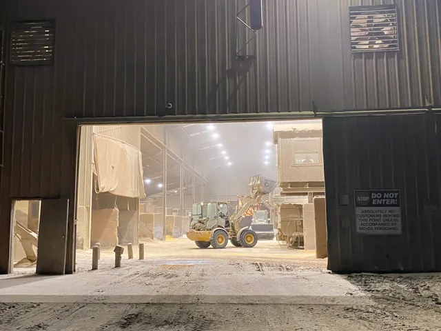 Mid Georgia Farm Services LLC