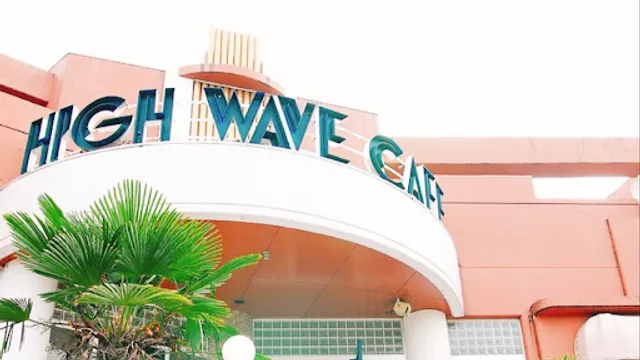 High Wave Cafe