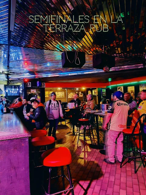 LA TERRAZA PUB