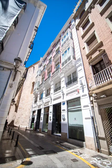 Petit Palace Plaza de la Reina