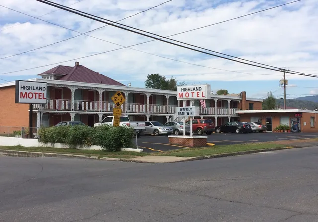 Highland Motel
