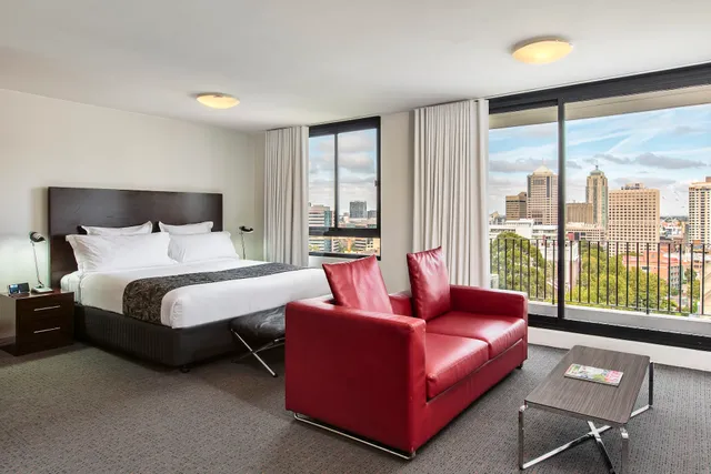 Cambridge Hotel Sydney