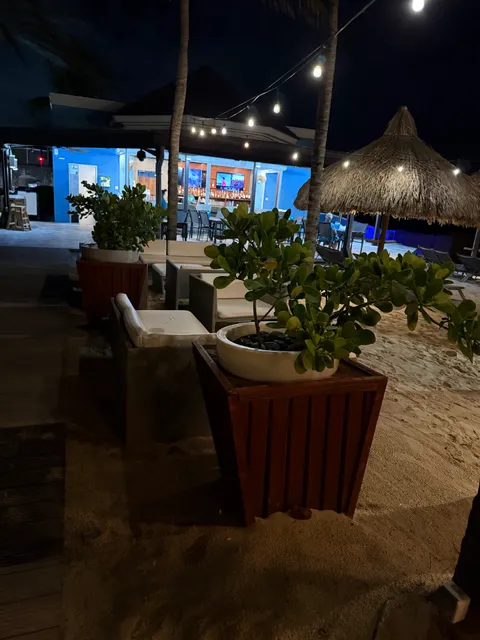 Infinity Pool Bar & Grill