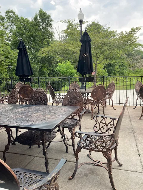 Los Toltecos - South Riding