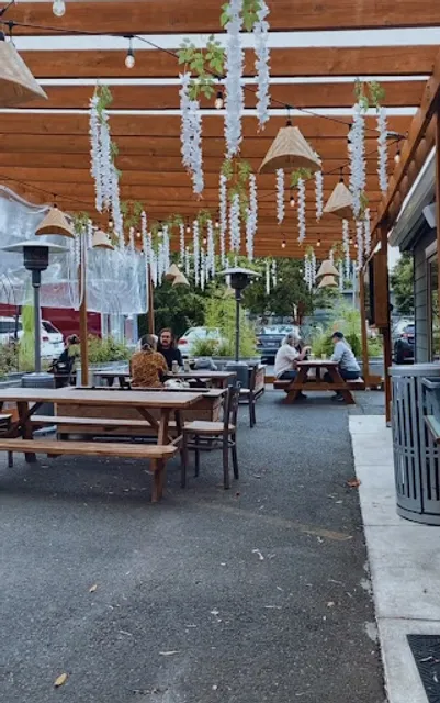 Khao Niew Lao Food Restaurant