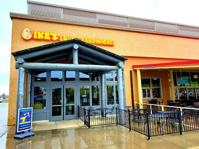 Ike's Love & Sandwiches