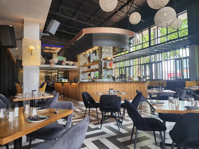 Tempo Luxury Restaurant (Sunninghill)