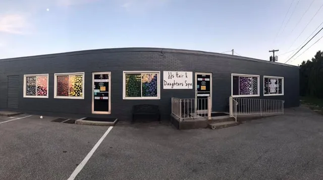 JJ’s Hair & Daughters Spa