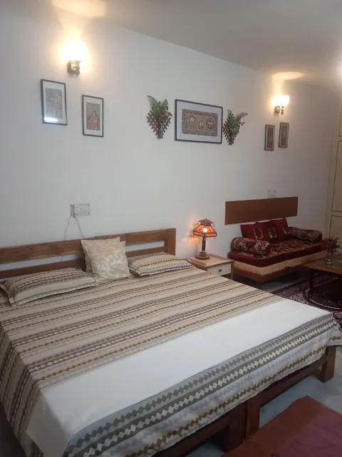 Sri Radha Krishna Kunj