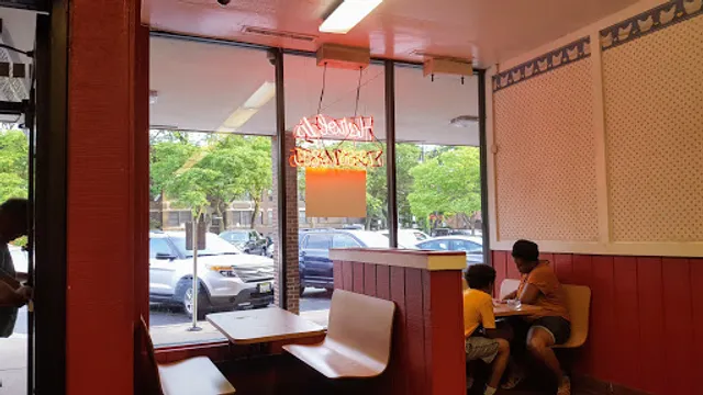 Harold's Chicken Hyde Park