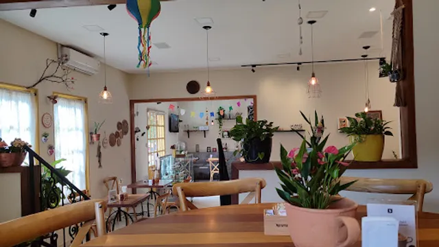 Maria Café & Bistrô