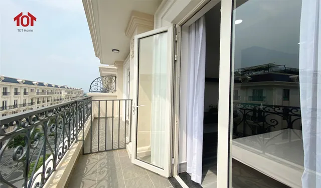 Căn hộ dịch vụ Vạn Phúc