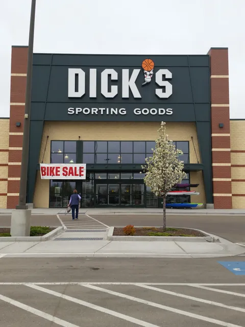 DICK'S Sporting Goods