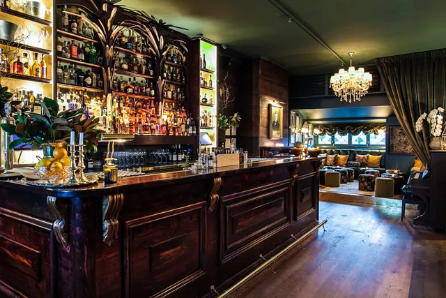 Pineapple on Parnell