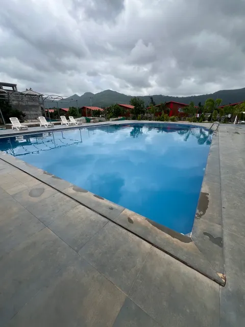 Daksh The Valley resort