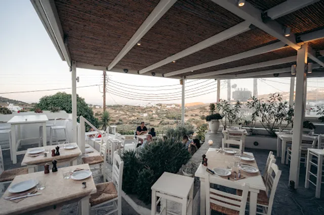 Mamma Mia - Sifnos - Apollonia