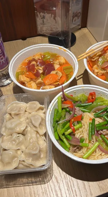 Traditional Lanzhou Linsheng Beef Stretched Noodles