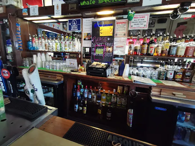 J'Sports Bar & Grill