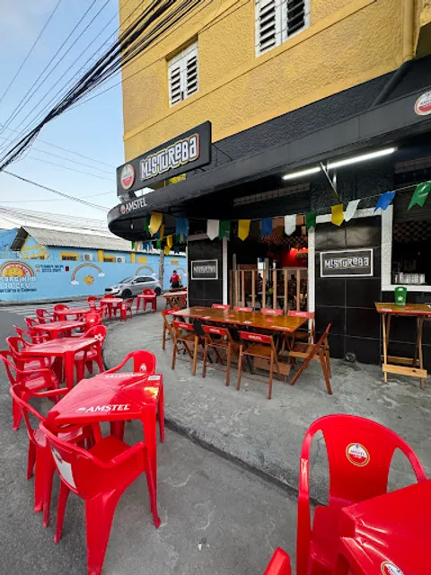 Mistureba Comedoria e Boteco